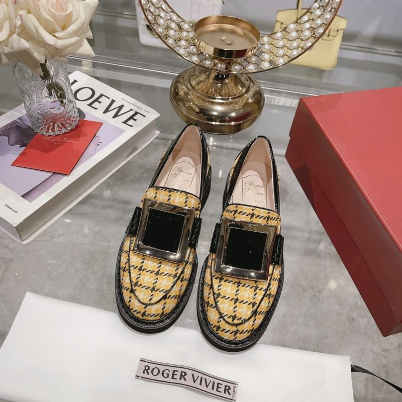 Roger Vivier flat shoes